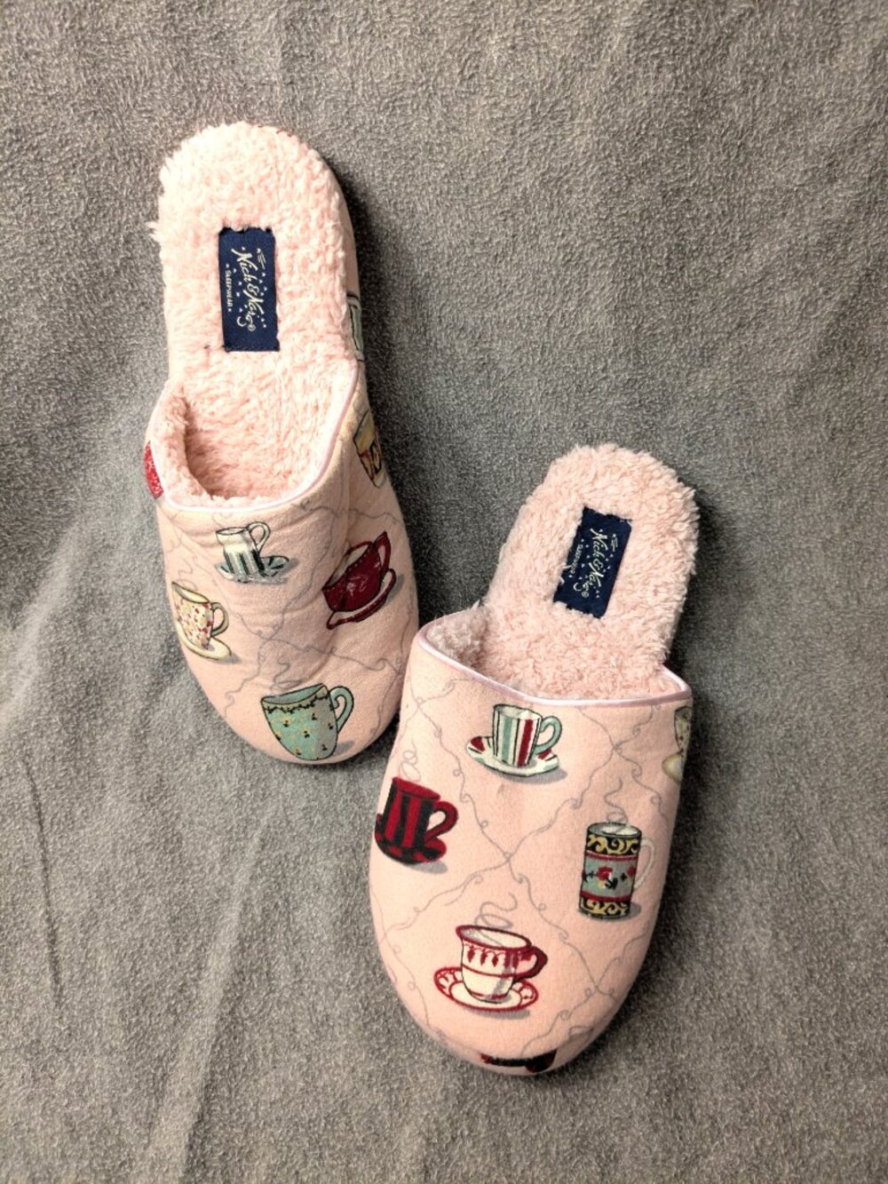 New! Tea Cup Themed Slippers 7 1/2-8 1/2 - Picture 3 of 4